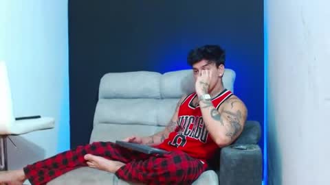 justinfuller_31 online show from May 2026 03:02:02 AM