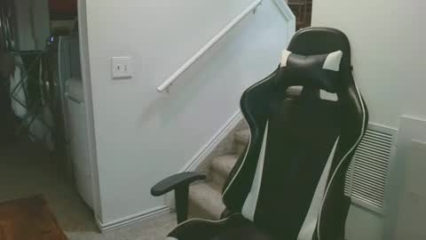 justintym69 online show from September 2025 03:45:01 PM