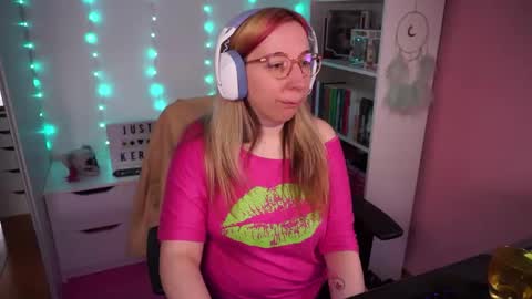 Kerry online show from November 2025 10:03:01 AM