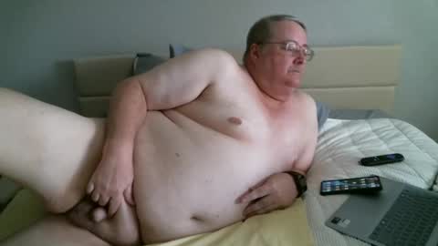 Snapshot of justmedm64 chatting on January 2025 03:57:02 PM justmedm64 online show from January 2025 03:57:02 PM