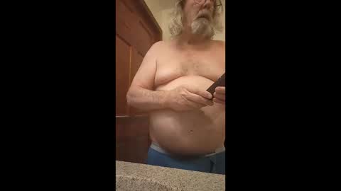 justmeohio online show from January 2026 12:43:02 PM