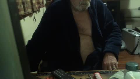 justmeohio online show from April 2026 07:11:01 AM