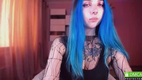 justmeowgirl online show from September 2025 04:25:01 AM