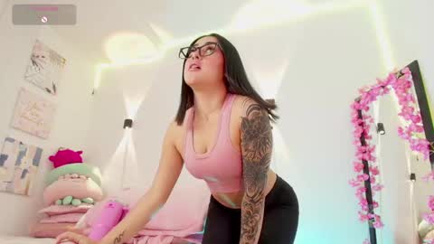 Emy online show from September 2025 12:47:01 AM