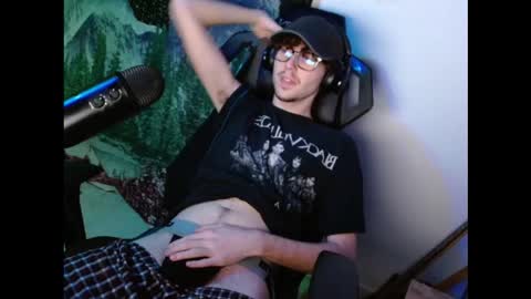 juststonie online show from November 2025 01:05:02 AM