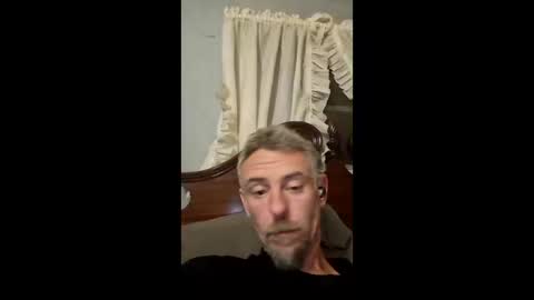 Snapshot of justwant2strokeit chatting on December 2025 03:33:01 AM justwant2strokeit online show from December 2025 03:33:01 AM