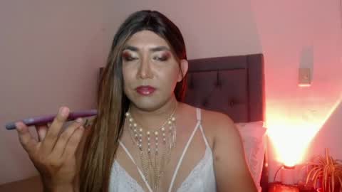 KIM  online show from April 2026 11:46:02 PM