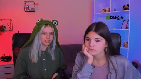 kaela_spell_ online show from November 2025 08:09:02 PM