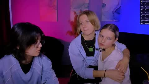 kaela_spell_ online show from December 2025 08:36:02 PM