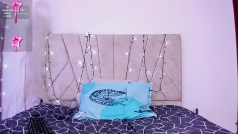 Snapshot of kaelaa18 chatting on December 2024 01:35:01 PM Kaela online show from December 2024 01:35:01 PM