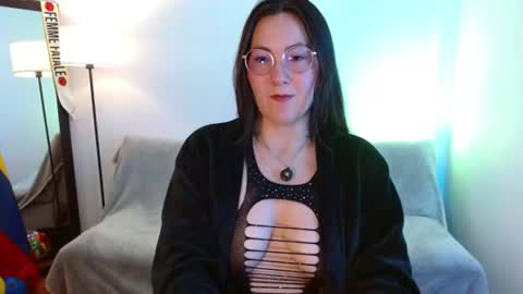 ChloeIndependient model online show from June 2026 10:15:01 AM