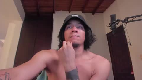 kai_herectix online show from February 2025 09:32:02 PM