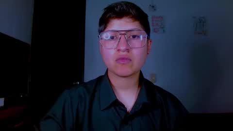 Kai  online show from November 2025 10:37:02 PM