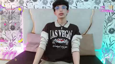 kai_tay1 online show from March 2026 07:42:02 PM