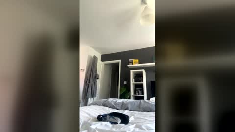 kaipup22 online show from April 2026 01:12:01 PM