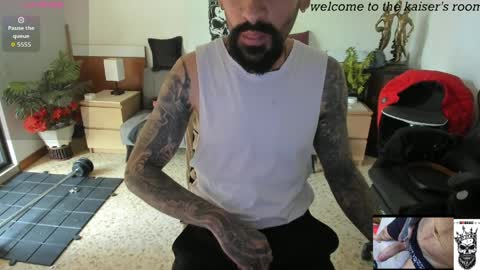 kaiser679 online show from April 2026 05:51:01 PM