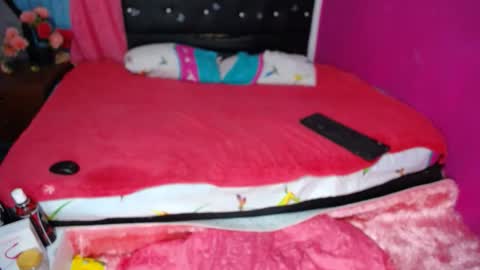 kaissydoll online show from April 2026 12:52:02 AM