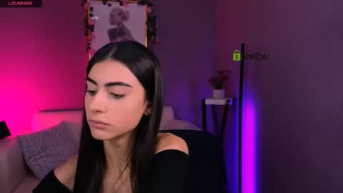 Kaisy online show from December 2025 10:02:01 AM