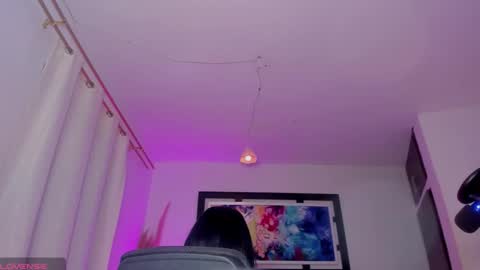 Snapshot of kaitlinsmith chatting on May 2026 09:19:01 PM kaitlinsmith online show from May 2026 09:19:01 PM