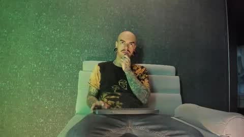 Kale online show from November 2025 10:58:01 AM