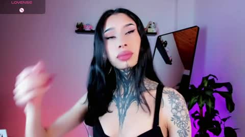 Snapshot of kali_ka chatting on May 2026 08:27:02 PM Kali Ka Please help me with your thumbs up its important dont forget my birthday on October 26 online show from May 2026 08:27:02 PM