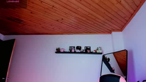 Snapshot of kali_ka chatting on May 2026 04:34:01 PM Kali Ka Please help me with your thumbs up its important dont forget my birthday on October 26 online show from May 2026 04:34:01 PM