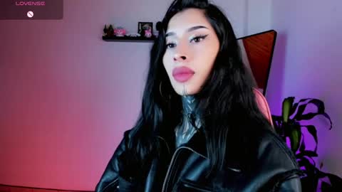 Snapshot of kali_ka chatting on June 2026 01:28:02 AM Kali Ka Please help me with your thumbs up its important dont forget my birthday on October 26 online show from June 2026 01:28:02 AM