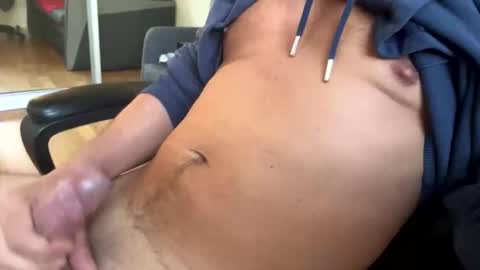 Snapshot of kaliber111 chatting on October 2025 08:48:01 AM kaliber111 online show from October 2025 08:48:01 AM