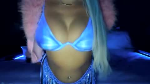 Snapshot of kaliii_jones chatting on February 2025 02:05:02 AM Kaliii jones online show from February 2025 02:05:02 AM