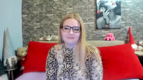 kalindahot online show from February 2025 01:11:01 AM