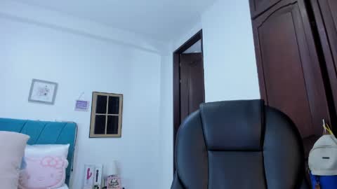 Snapshot of kam_lopez chatting on May 2026 09:56:02 PM Kamilalopez online show from May 2026 09:56:02 PM