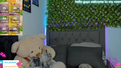 Snapshot of kami_22 chatting on December 2024 04:40:01 PM camilo independent model online show from December 2024 04:40:01 PM