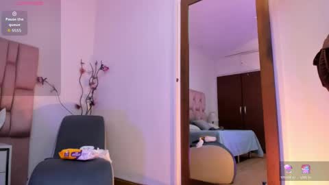 Snapshot of kamila_arias chatting on April 2026 12:36:01 PM online show from April 2026 12:36:01 PM