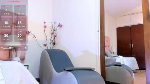 Snapshot of kamila_arias chatting on May 2026 12:54:02 PM online show from May 2026 12:54:02 PM