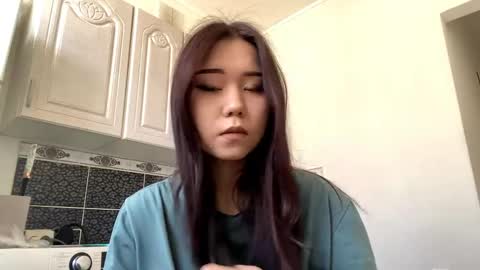 Bella online show from April 2026 06:17:02 AM