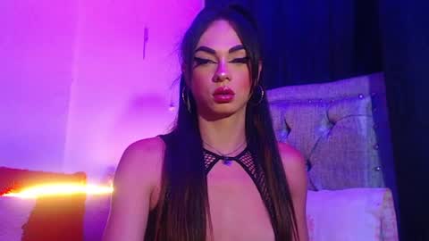 CAMILA SANTAMARIA online show from June 2026 11:48:01 PM