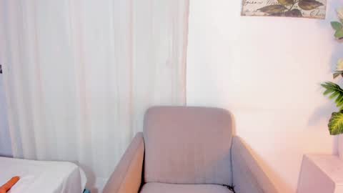   online show from March 2025 02:08:02 PM