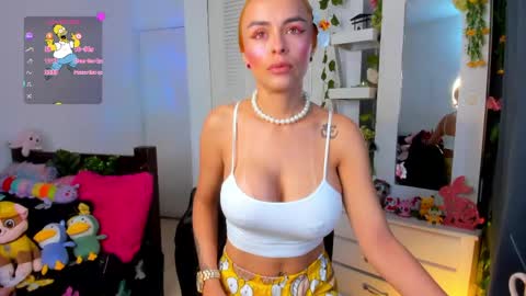 hello  Im Danni online show from April 2026 12:48:02 PM