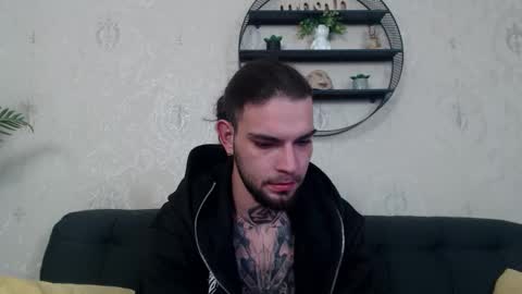 Snapshot of kanehunter chatting on November 2025 10:33:02 PM Kane online show from November 2025 10:33:02 PM