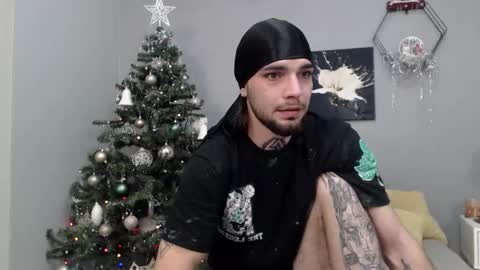 Snapshot of kanehunter chatting on December 2025 08:15:02 PM Kane online show from December 2025 08:15:02 PM