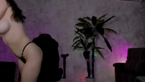 Emma online show from July 2026 08:03:01 PM