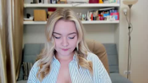 Kara. Off from 15th till 24th of December online show from September 2025 10:54:01 PM