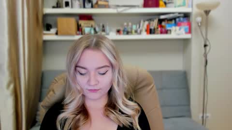 Kara. Off from 15th till 24th of December online show from October 2025 11:24:02 PM