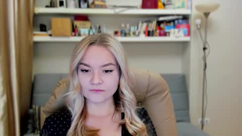 Kara. Off from 15th till 24th of December online show from October 2025 11:18:01 PM