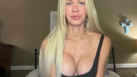 kara online show from October 2025 10:04:01 PM