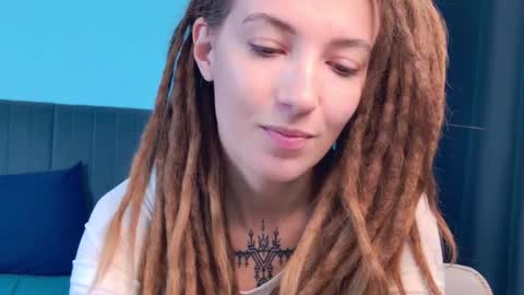 Snapshot of karatart chatting on October 2025 11:09:01 AM Kara online show from October 2025 11:09:01 AM