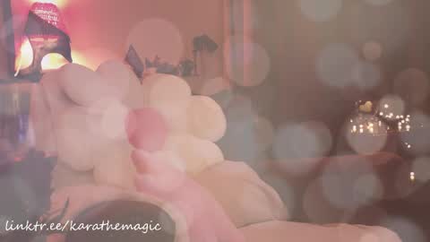 Snapshot of karathemagic chatting on May 2026 03:19:02 PM I am here around 5am GMT karathemagic online show from May 2026 03:19:02 PM