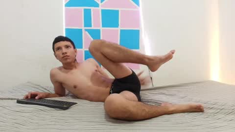 Snapshot of karelin_and_jack chatting on October 2025 01:23:01 PM online show from October 2025 01:23:01 PM