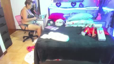 Karen online show from December 2024 03:30:02 AM