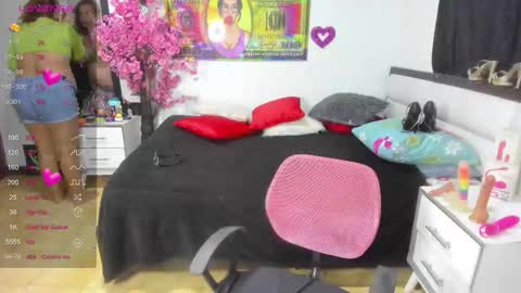 Karen online show from December 2025 06:09:01 AM